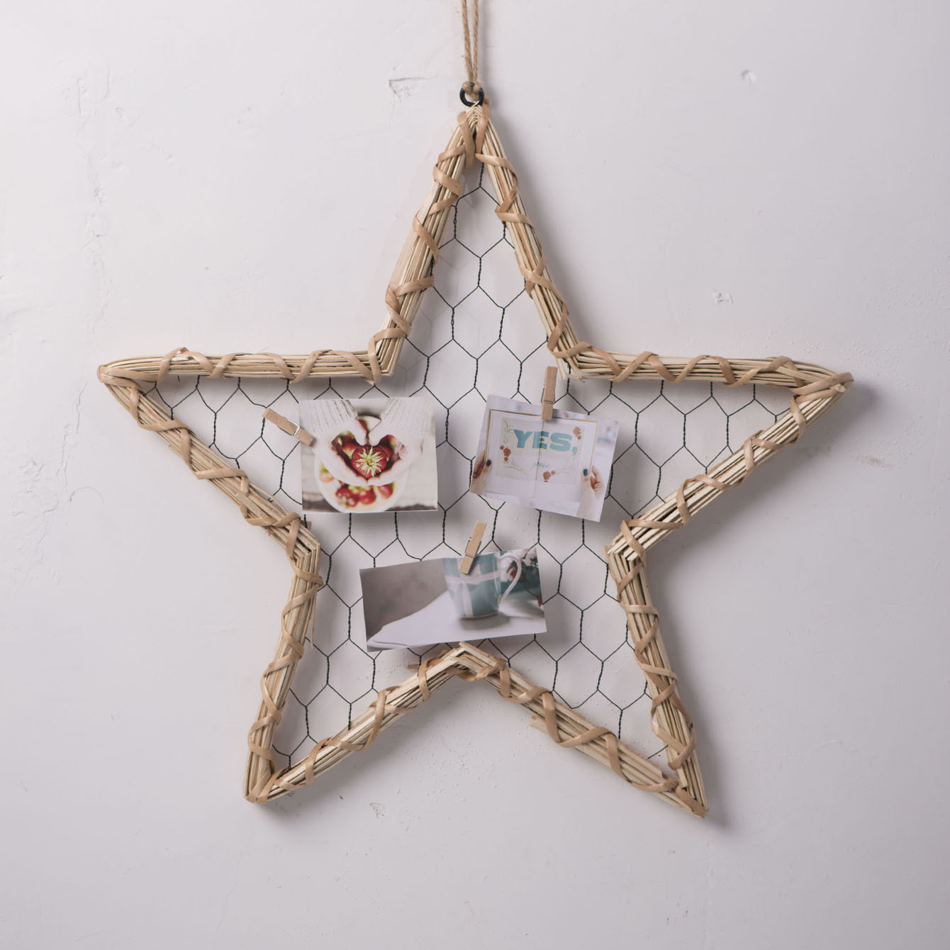 Decoración de pared fotográfica moderna simple hecha a mano en forma de salguejo decoración en forma de estrella marco de fotos de alta sensación de estante de almacenamiento creativo de fotos interiores