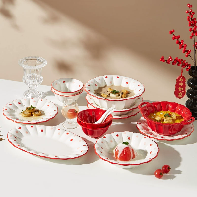 Ceramic tableware set, Chinese‑style capacious soup bowls and plates, red heart rim, multiple sizes