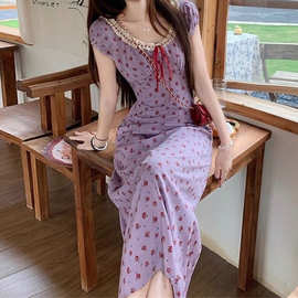 茶歇法式温柔气质紫色碎花连衣裙超好看独特漂亮收腰a字长裙夏季