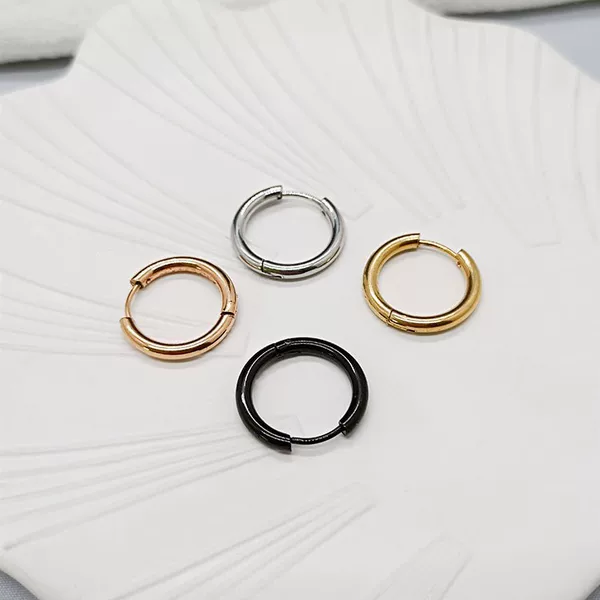 Cross-border stainless steel hoop earrings, versatile and fashionable plain hoops for men and women, stylish round hoop earrings