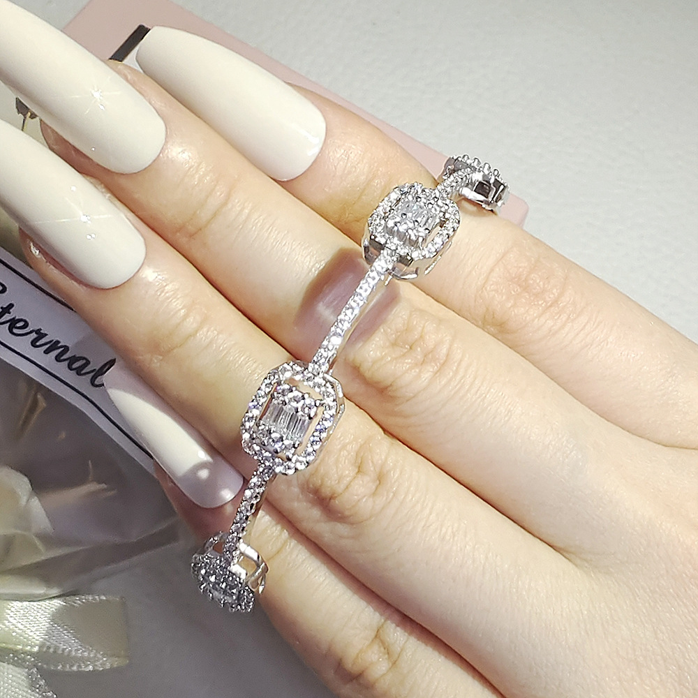 Onregelmatige armbandopening Verstelbare persoonlijkheid Veelzijdig Licht Luxe Design 5214_voghion.com