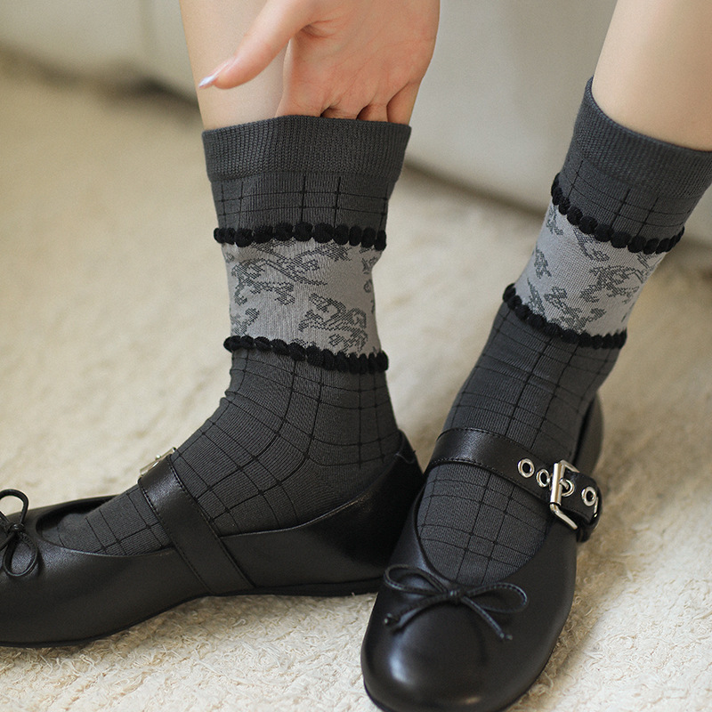 2025 New Gray Gray Socks Women's Autumn and Winter Forest Retro New Chinese Style Flower Relief National Style Mid-Tube Socks