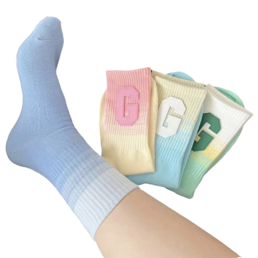 Tide, trend fresh high quality knee socks, mid-length, gradient