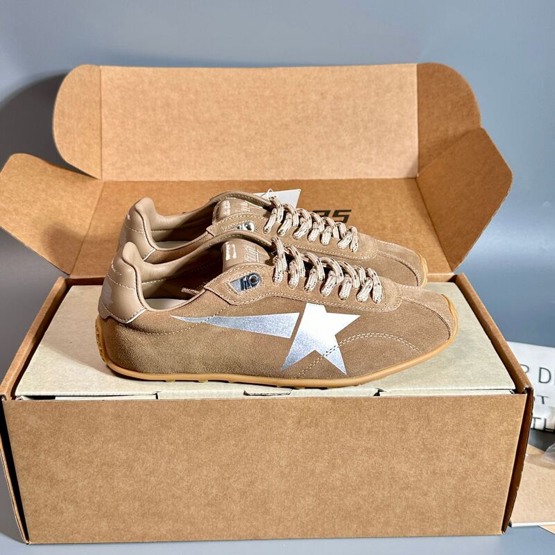 Cross-Border/In Stock! 2026 New Color g Retro Distressed Star Shoes, Genuine Leather Sports Casual German Training Shoes, Versatile and Comfortable Cross-Border/In Stock! 2026 New Color g Retro Distressed Star Shoes, Genuine Leather Sports Casual German Training Shoes, Versatile and Comfortable