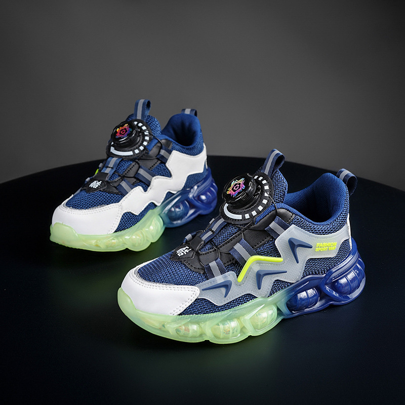 Zapatos DE LOS NIÑOS otoño y el invierno nueva malla giratoria hebilla de cuero los niños zapatillas medio y grandes los zapatos de viaje las niñas ocasionales