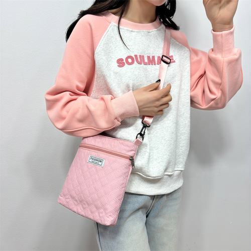 Fashionable minimalist niche design diamond pattern handbag for women trendy western temperament single shoulder crossbody bag