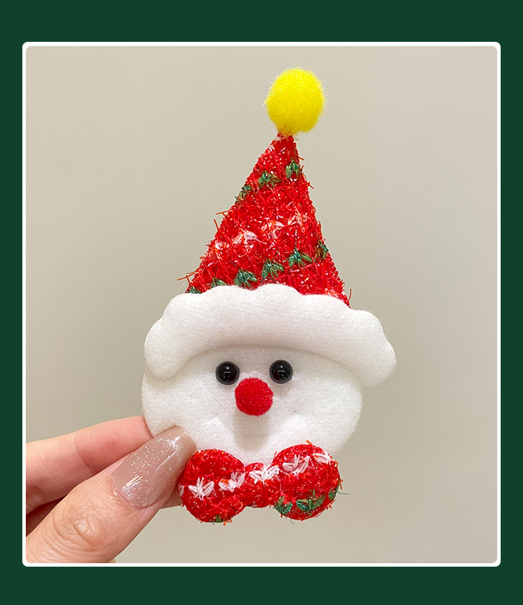 20g Weight Brooches Classification Daily, Street Occasion Alloy Material Cute Christmas Pin Christmas Tree Santa Claus Alloy Women's Brooches