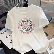 ����ʽ����Ů���ļ��¿����T��Ů�����Ї��L�·��ȴ�������a