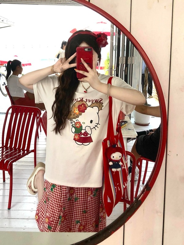 日本の夏の新しいハローキティプリント半袖Tシャツハローキティ純綿半袖Tシャツ婦人服|undefined