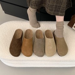 本革の中で高くなっています。女性は秋冬の新型の森系のレトロな醜さを着ています。