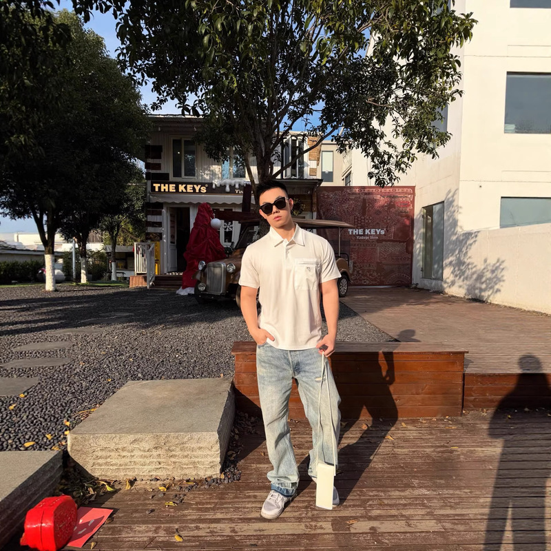 Exclusive version of the regular nylon patch pocket triangle logo casual loose-fit unisex short-sleeve polo shirt Exclusive version of the regular nylon patch pocket triangle logo casual loose-fit unisex short-sleeve polo shirt