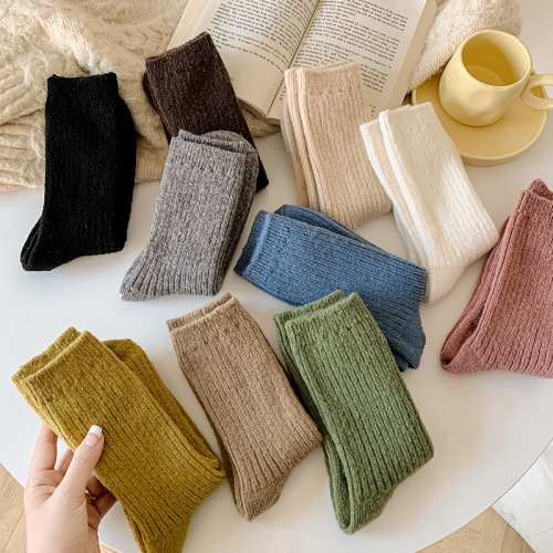 Women's Wool Socks for Autumn/Winter, Thick Warm High-Cut Long Socks, INS Trendy Solid Color Retro Ladies Pile Socks