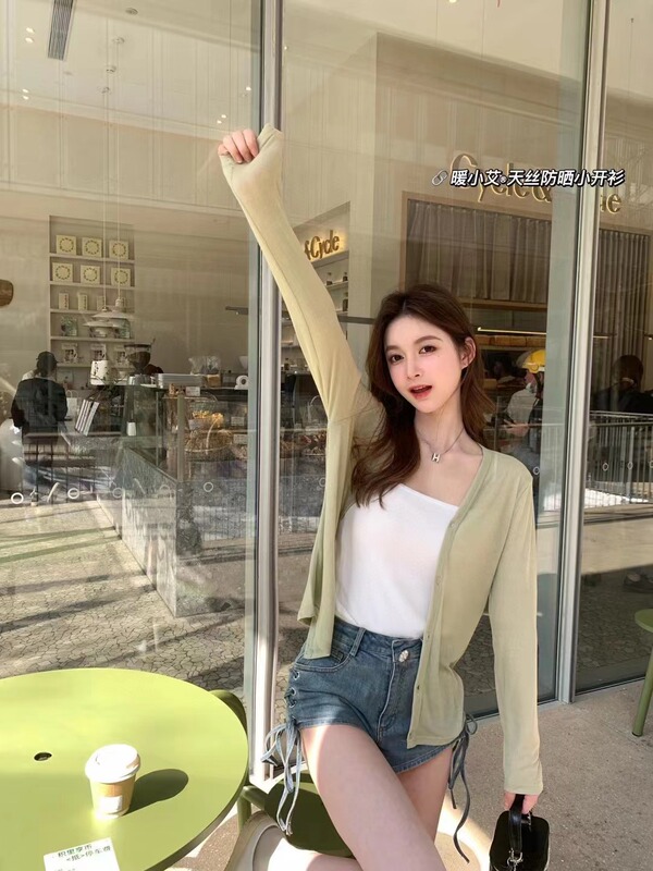 Micro and ~ Summer Tencel Sunscreen Small Cardigan Women's Thin Hollow Long Sleeve Sling Outer Cover V-Neck Air-conditioning Shirt Top Micro and ~ Summer Tencel Sunscreen Small Cardigan Women's Thin Hollow Long Sleeve Sling Outer Cover V-Neck Air-conditioning Shirt Top