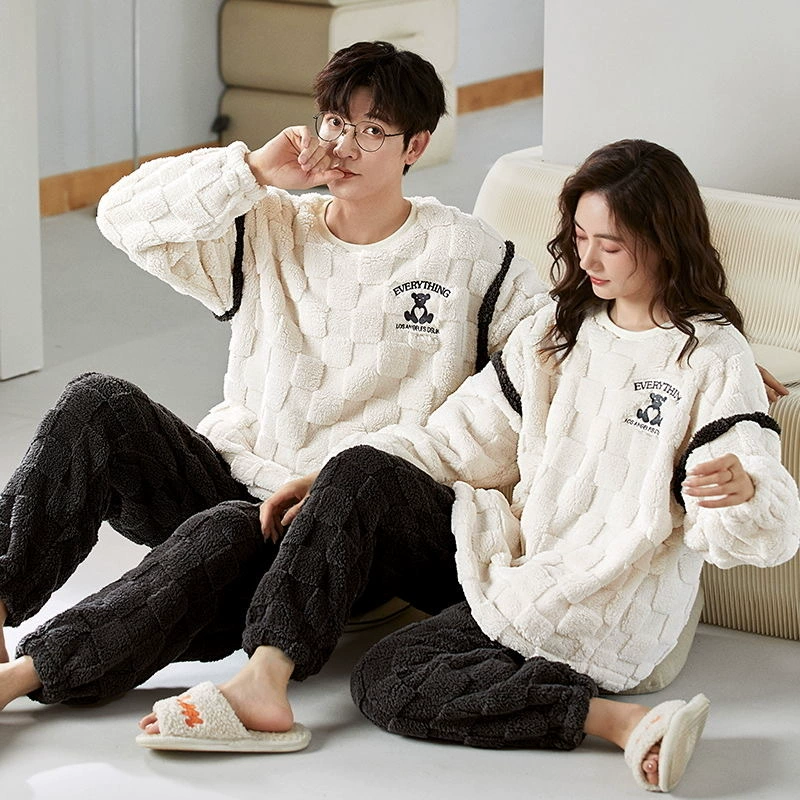 Пара пижамы женские осенние и зимние фланели милые мультяшные круглые воротнички юные мужские домашние костюмы коралловый бархат