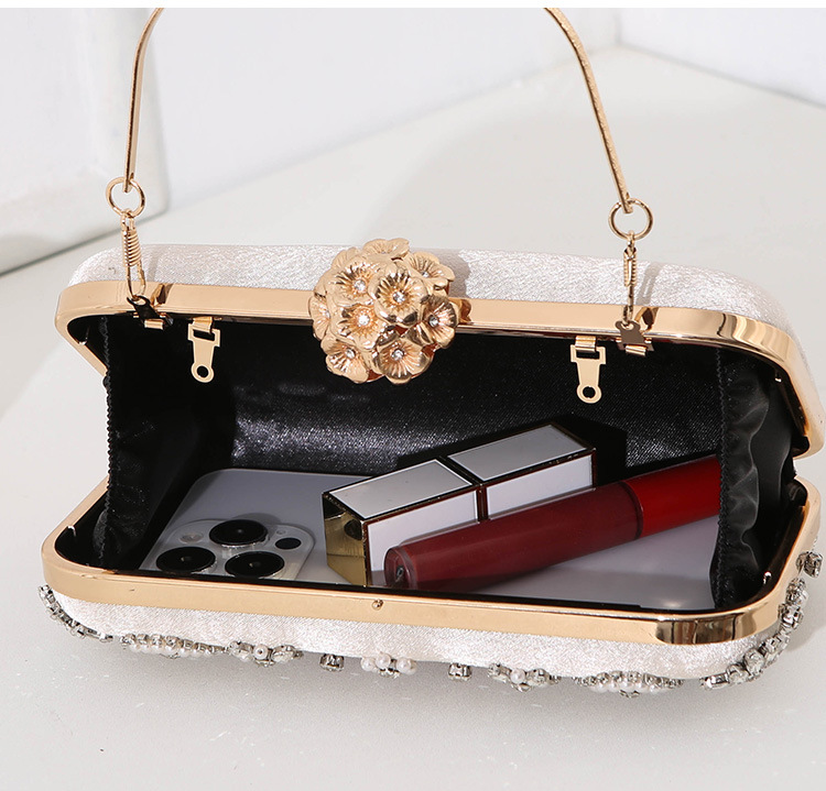 375g Weight Polyester Lining Material Lock clasp Closure Type Top Handle Strap Type Champagne Polyester Heart Shape Square Evening Bags