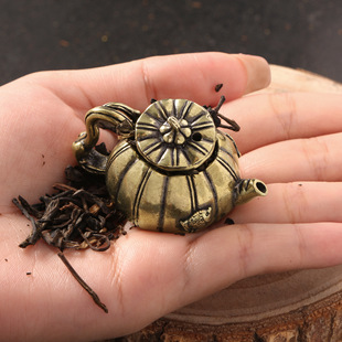 Antique-Style Mini Copper Pot with Carved Carp Playing with Lotus, Brass Teapot with Water Droplets, Wealth and Fortune Ornament Handle Piece