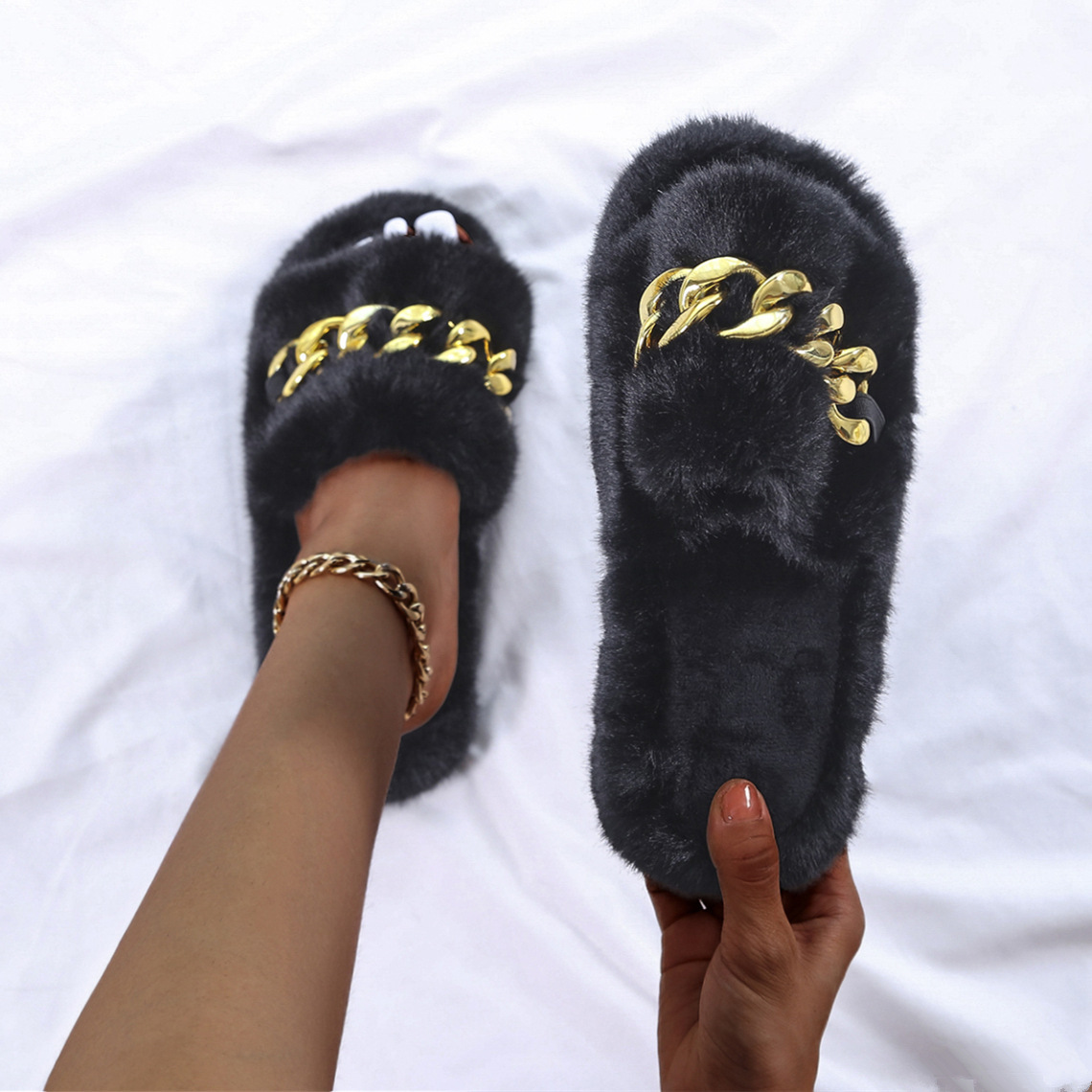 Women's Casual Solid Color Chain Open Toe Slides Slippers display picture 1