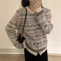 复古风提花针织开衫女秋冬新款圆领撞色毛衣长袖外套宽松版上衣潮