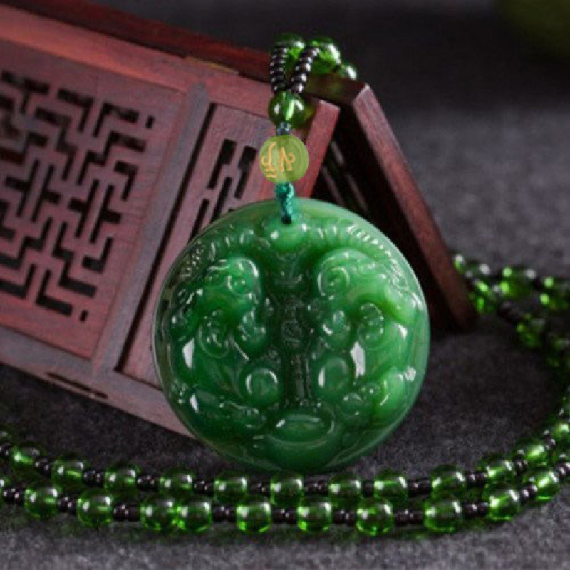 짙은 녹색 볼 목걸이 + 더블 픽시우