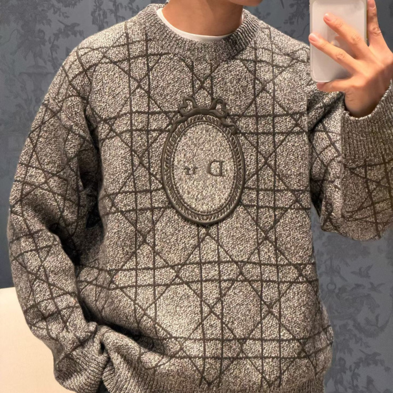 Cross-border high-end DO brand, 2026 autumn new collection, trendy round-neck sweater with geometric patterns, embroidered letters, and jacquard design Cross-border high-end DO brand, 2026 autumn new collection, trendy round-neck sweater with geometric patterns, embroidered letters, and jacquard design