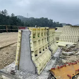塑料建材;钢模板;库存建材