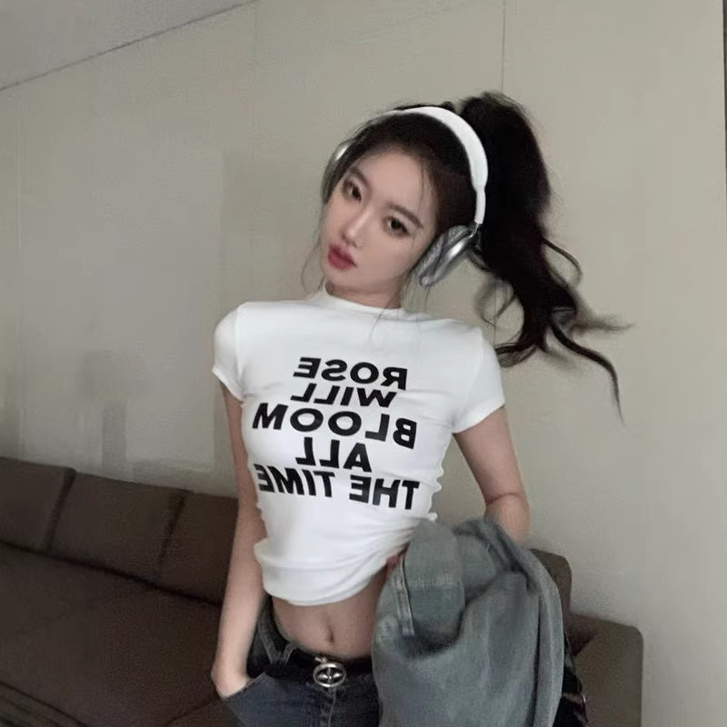 Tendencia de algodón dulce caliente letras hombro camiseta de manga corta 2026 verano nuevo diseño delgado camiseta de cuello redondo
