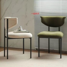 FJ法式奶油风餐椅网红设计师款北欧现代简约家用白色餐桌靠背椅子