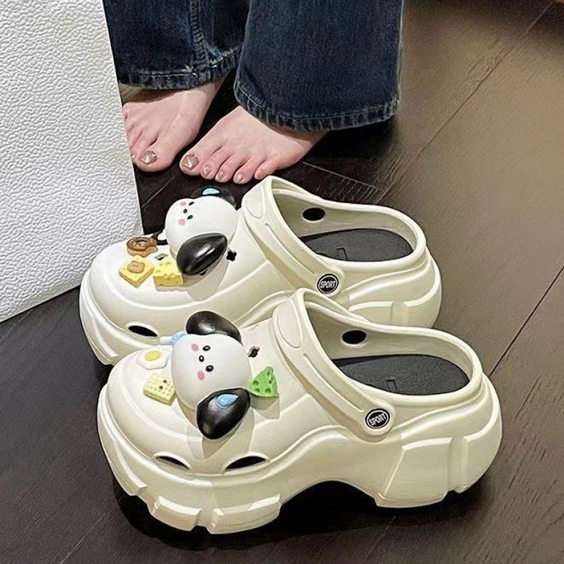 Super Thick Trendy Sweat-Absorbing Dog-Hole Shoes for Women 2025 New Model Internet Celebrity Height-Increasing Thick-Soled Beach Sandals for Outdoor Wear Wholesale