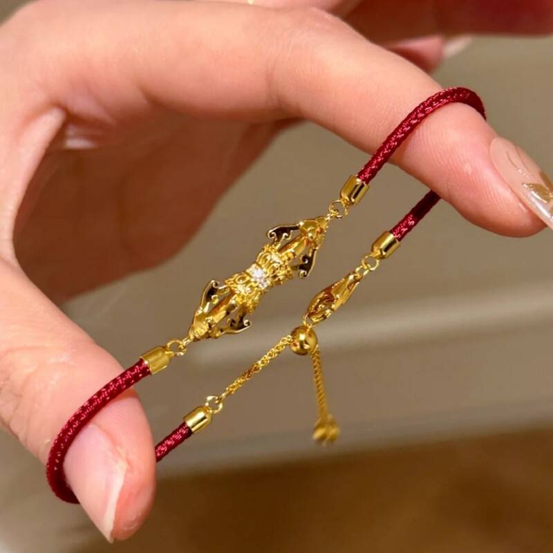 Gold-Colored Sparkling Diamond Vajra Hand-Woven Red String Fortune Bead Bracelet with a Light Luxury Niche Design and High-End Feel