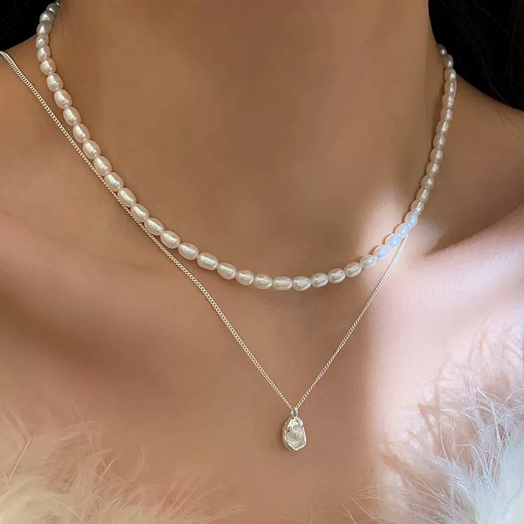 天然淡水珍珠项链女简约小众ins冷淡风轻奢锁骨链珍珠叠戴毛衣链