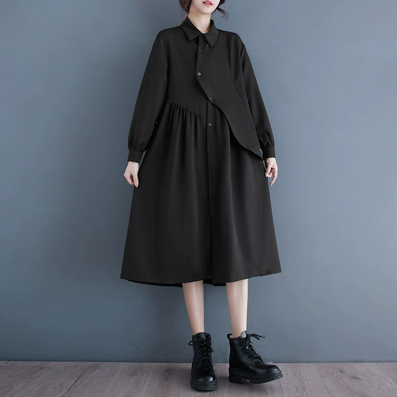 2024 Нерегулярная нишевый стиль Хепберн черная рубашка платье ранней осенью