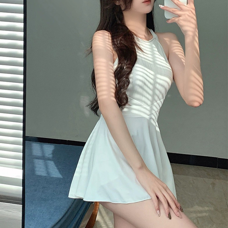 Traje de baño de dos piezas para mujer nuevo estilo popular puro deseo conservador cubierta del vientre adelgazante sin espalda sexy traje de baño de vacaciones de aguas termales para mujeres