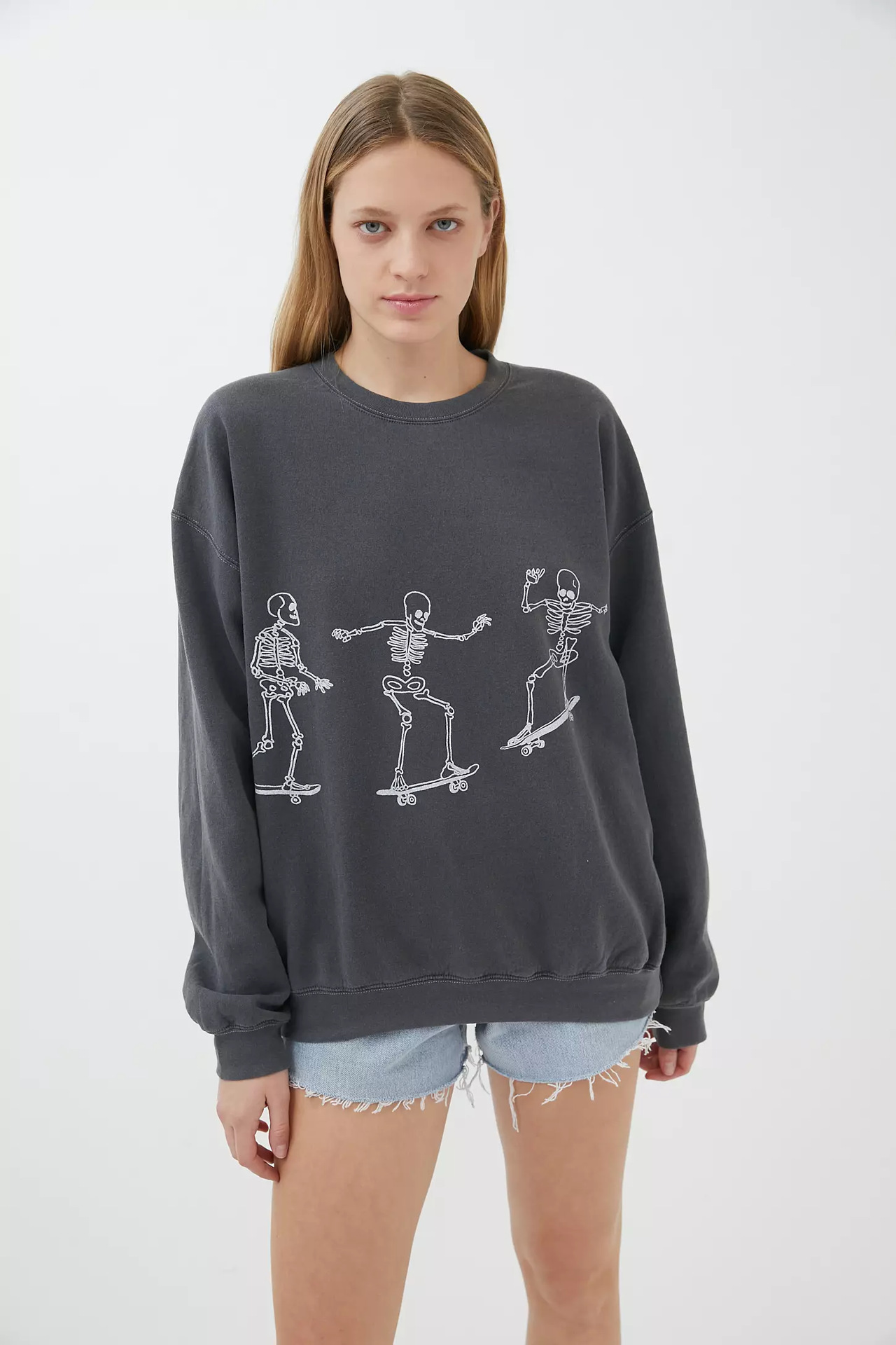 Autumn Winter Women Wear Long Sleeve Solid Color Skull Skateboard Printing Loose Casual Long Sleeves