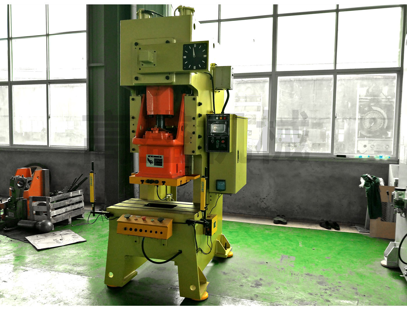 【推荐】JH21-80T大型高速冲床 气动冲床高强度数控自动80吨冲床-阿里巴巴