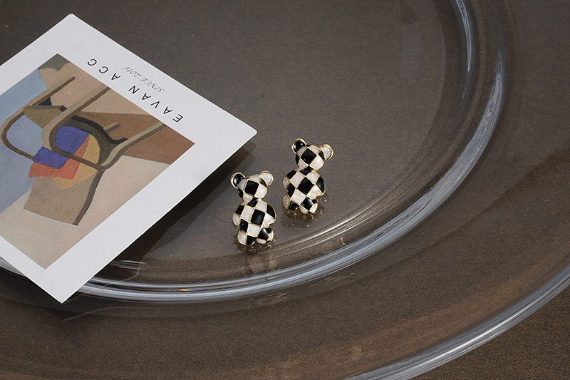 Fashion Contrast Color Black Bear Copper Stud Earrings Wholesale display picture 4