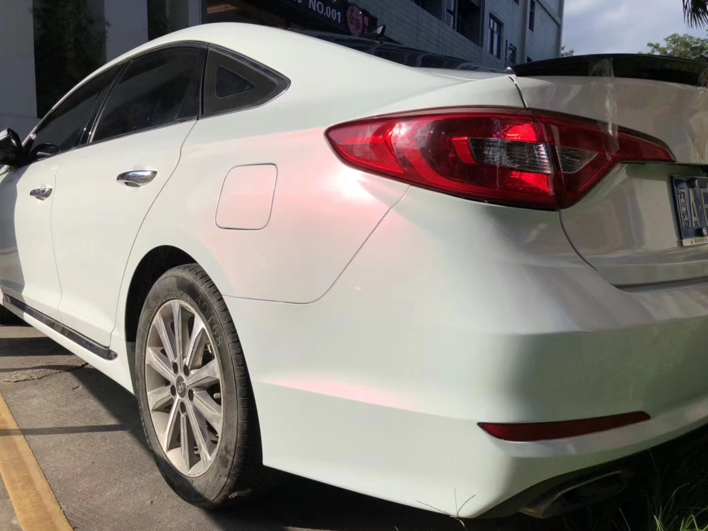 Car body color change film ceramic white chameleon bright white gradient gold red purple blue matte full car film
