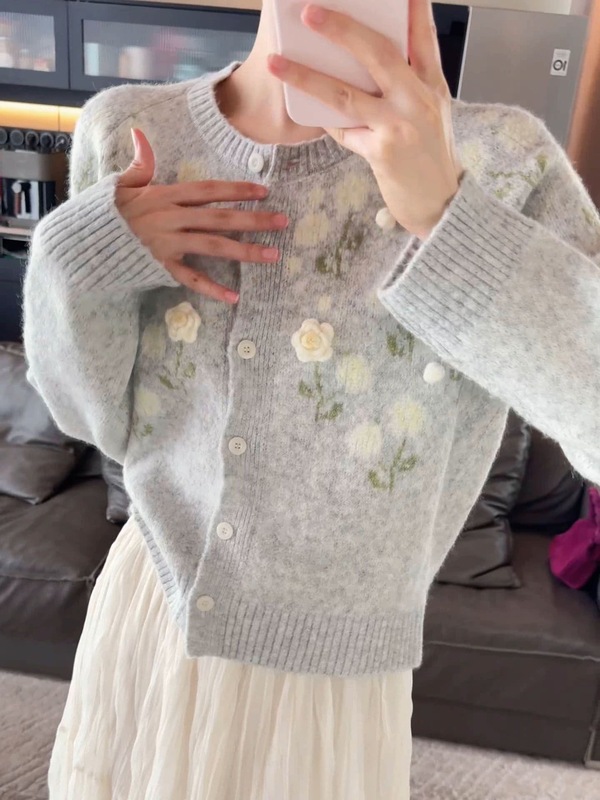 韩系温柔风立体花朵毛衣开衫女秋冬季气质高级感圆领宽松针织外套|undefined