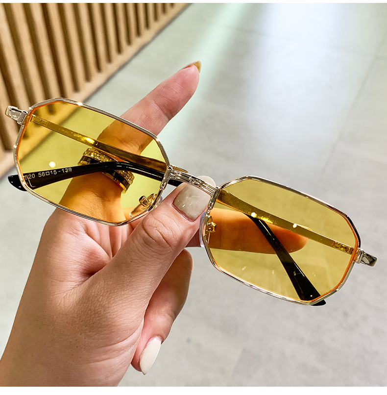 45g Weight Full Frame Glasses Structure Sunglasses Classification Ac, UV400 Protection Lens Material Square Glasses Style Casual, Travel Occasion Solid Color Pattern All Seasons Season Unisex Gender Hip-Hop, Retro Style Hip-Hop Retro Solid Color Ac UV400 Protection Square Full Frame Women's Sunglasses 4