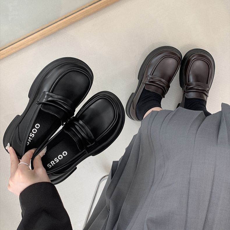 Round-Toe Versatile Retro Black Thick-Soled Small Leather Shoes for Women 2024 New Autum French Thick-Heeled Slip-On Loafers