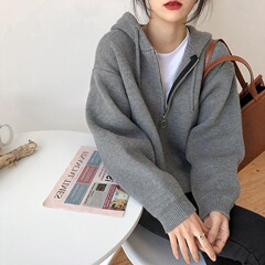 针织开衫女早秋2025新款女士纯色外搭毛衣拉链连帽宽松上衣短款外