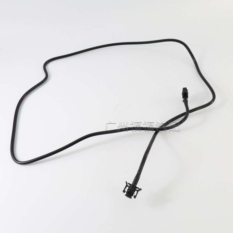 Dg9Z8A365E Is Suitable for Ford Mondeo 2.0t Water Tank Return Pipe Radiator Hose Water Replenishment Bottle Water Pipe