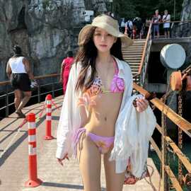外贸跨境韩版泳衣女高级感分体比基尼性感纯欲温泉小胸泳装BIKINI