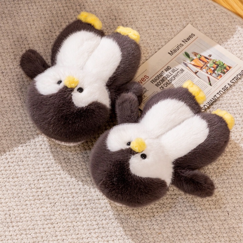かわいいペンギンの綿のスリッパの女性のベルベットの家の室内の滑り止めバッグと冬の漫画のカップルのスリッパは厚くて暖かいです|undefined