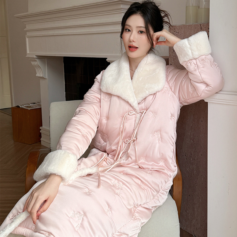 Women's Winter Long Robe, French-Style Plush Lapel, Chinese-Style Buttoned Quilted Robe, Warm and Comfortable, Thick Style for Home Leisure