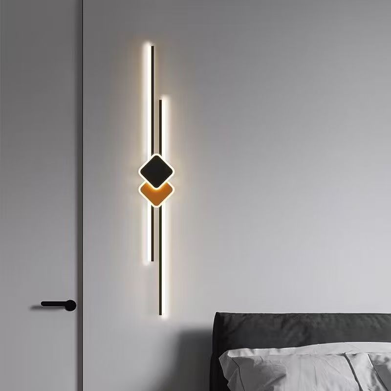Minima rejilla larga sala de estar lámpara de fondo de pared de dormitorio moderna creativa lámpara de pared de cabecera de cama red roja lámpara Zhongshan