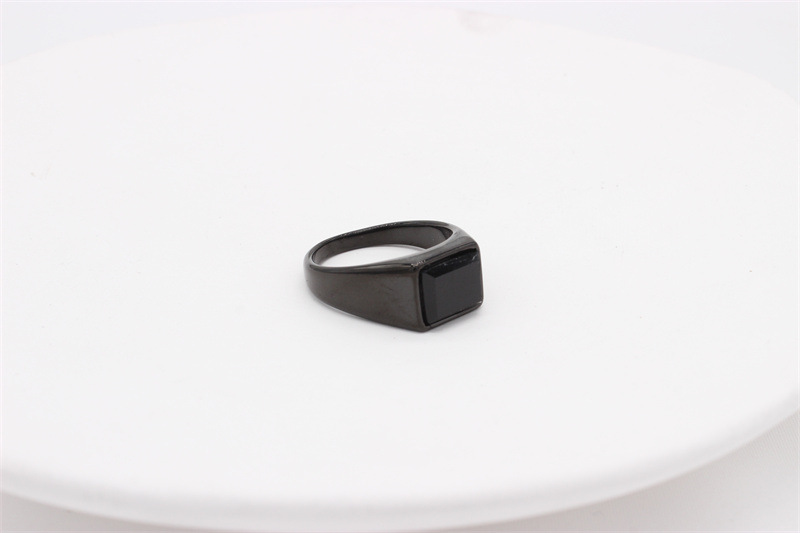 Unisex Gender Vintage Style Geometric Titanium Steel Unisex Rings Men Band Rings