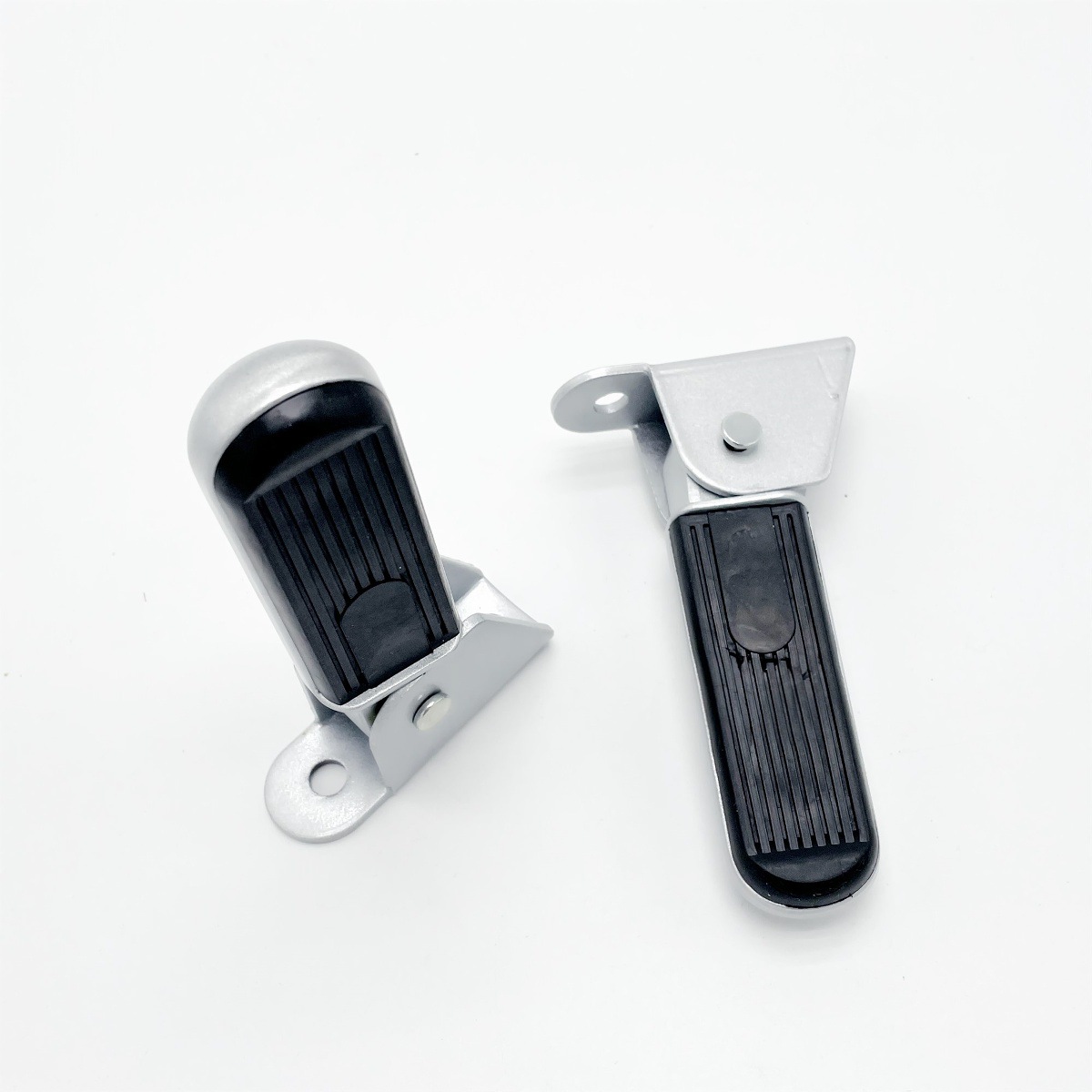 Suitable for Yadi Electric Vehicle Pedals Ouyi N1 Shangteng Dumbo Cool K Le Yuan Rear Footrest Pedal Rear Seat Pedal