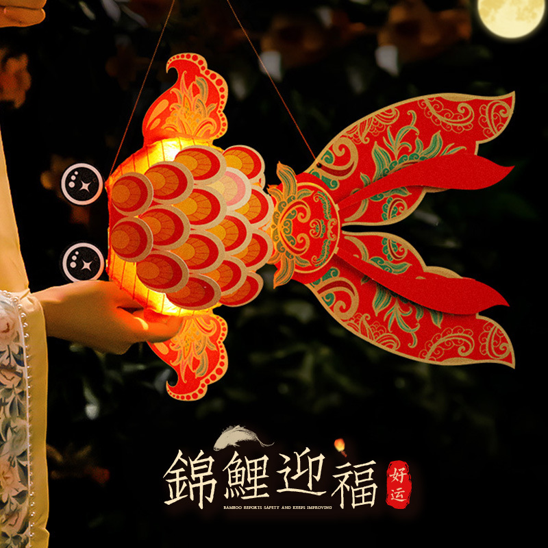 Linternas de mano para el Festival del Medio Otoño, linternas de pez carpa, linternas pequeñas de estilo antiguo con luces, linternas brillantes hechas a mano para decoración de puestos, venta al por mayor.