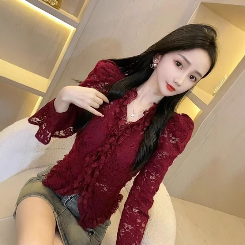 French Trendy V-neck Long-sleeved Top Women's Spring and Autumn New Slim-fit Slimming Split Short Horn-sleeved T-shirt