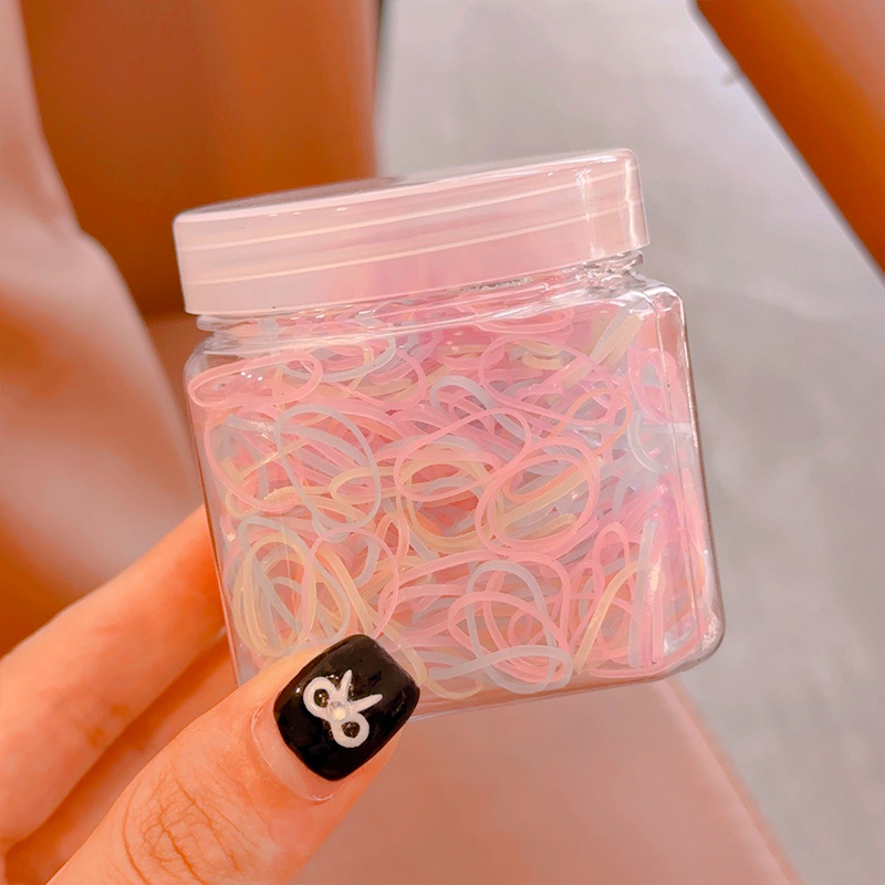 작은 얇은 원형 젤리 색상은 약 500입니다.